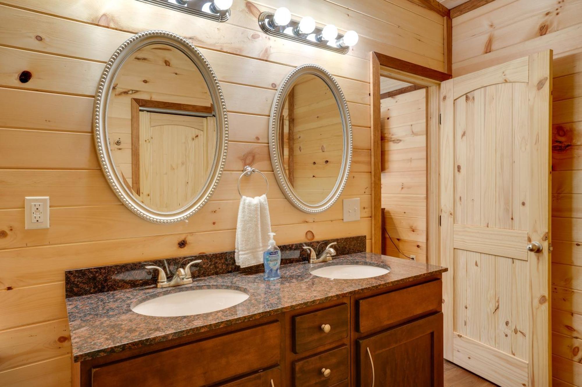 Lakeside Trenton Cabin On 7-Acre Property! Exterior foto
